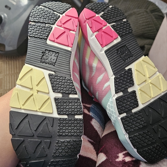 Timberland Pro Woman's Steel Toe Shoes - Picture 2 of 5